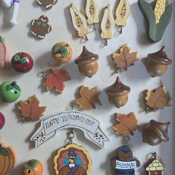 Colorful Wooden Holiday Ornaments - Picture 5 of 6